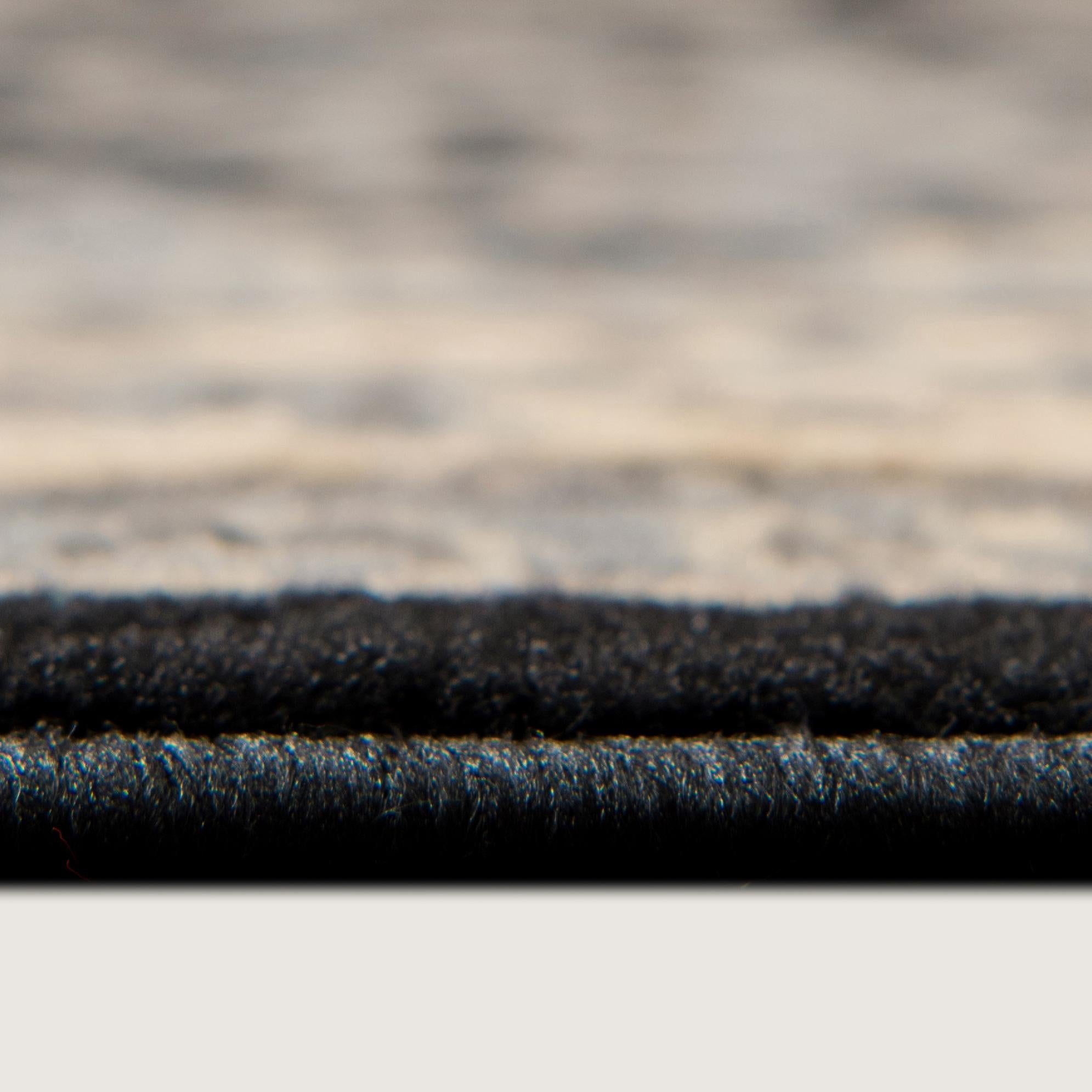 Rugs.com Yasmin Collection Rug – 8 Ft Round Black Medium Rug Perfect For Kitchens, Dining Rooms