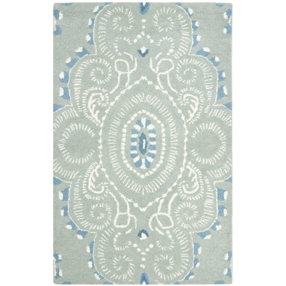 SAFAVIEH Wyndham Pompeii Damask Wool Area Rug, Blue/Ivory, 2'6" x 4'