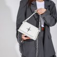 thumbnail image 1 of Bolso de mano para mujer Bolso de hombro simple de cuero PU Bolso de mensajero sólido cuadrado (Blanco), 1 of 6