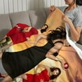 thumbnail image 3 of Mujeres Desesperadas anti-pilling, suave, ligera, esponjosa y acogedora de lujo para hogar y cocina – Perfecta para niños y adultos,130x150cm, 3 of 6