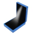 thumbnail image 2 of Caja De Collar LED, Luces Blancas, Estuche De Almacenamiento Portátil De Cuero PU Liviano, Perfecta Para Bodas, Cumpleaños, Día De San Valentín, Batería CR2016, Pantalla De, 2 of 7
