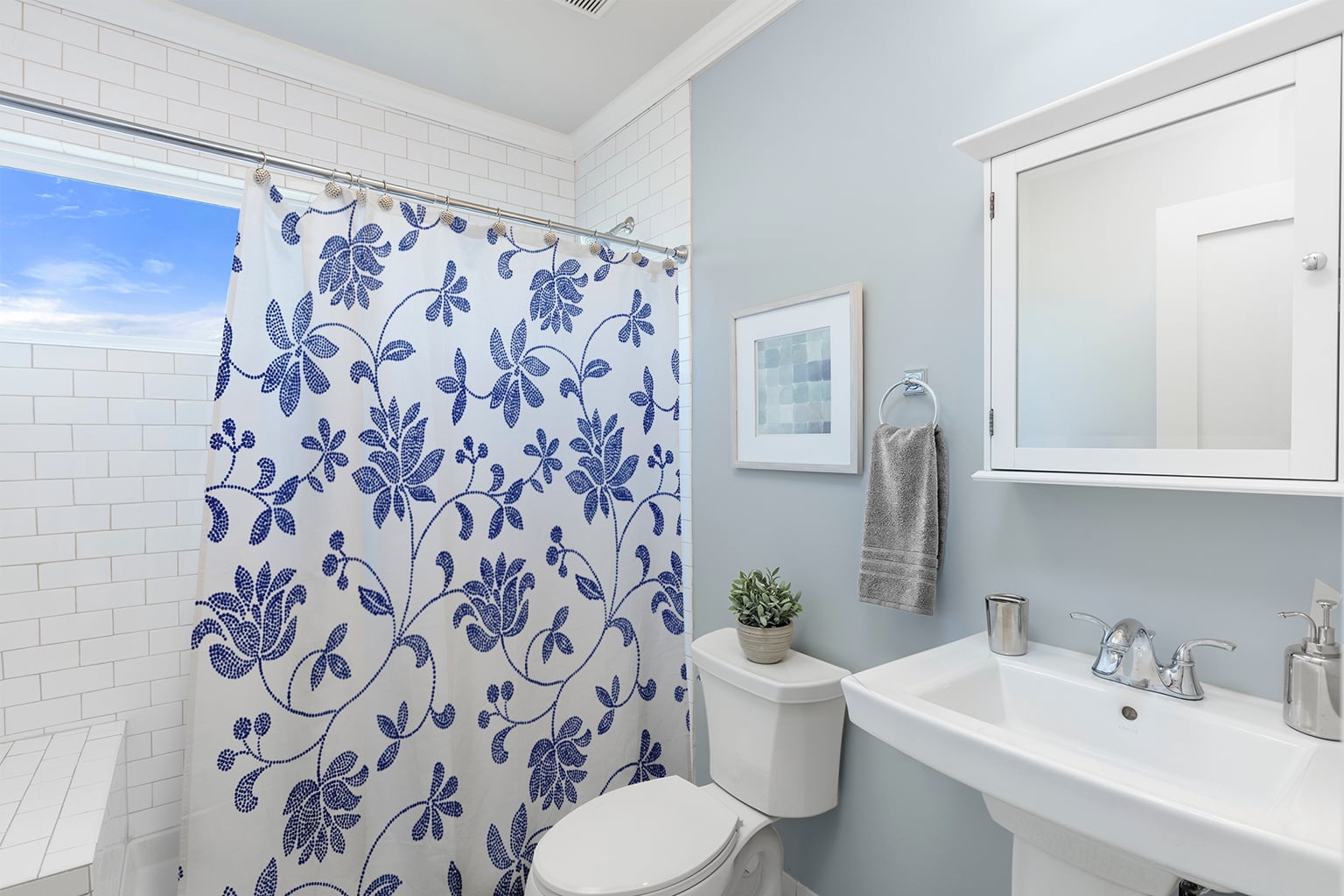 Simply Daisy 70" W x 73" L Traditional Floral Polyester Shower Curtain, Porcelain Blue [1 Ct]