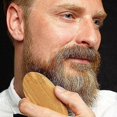thumbnail image 5 of Cepillo de pelo de Cerdas de jabalí LIUXGMXG de madera natural para hombres peine para bigote, 5 of 5