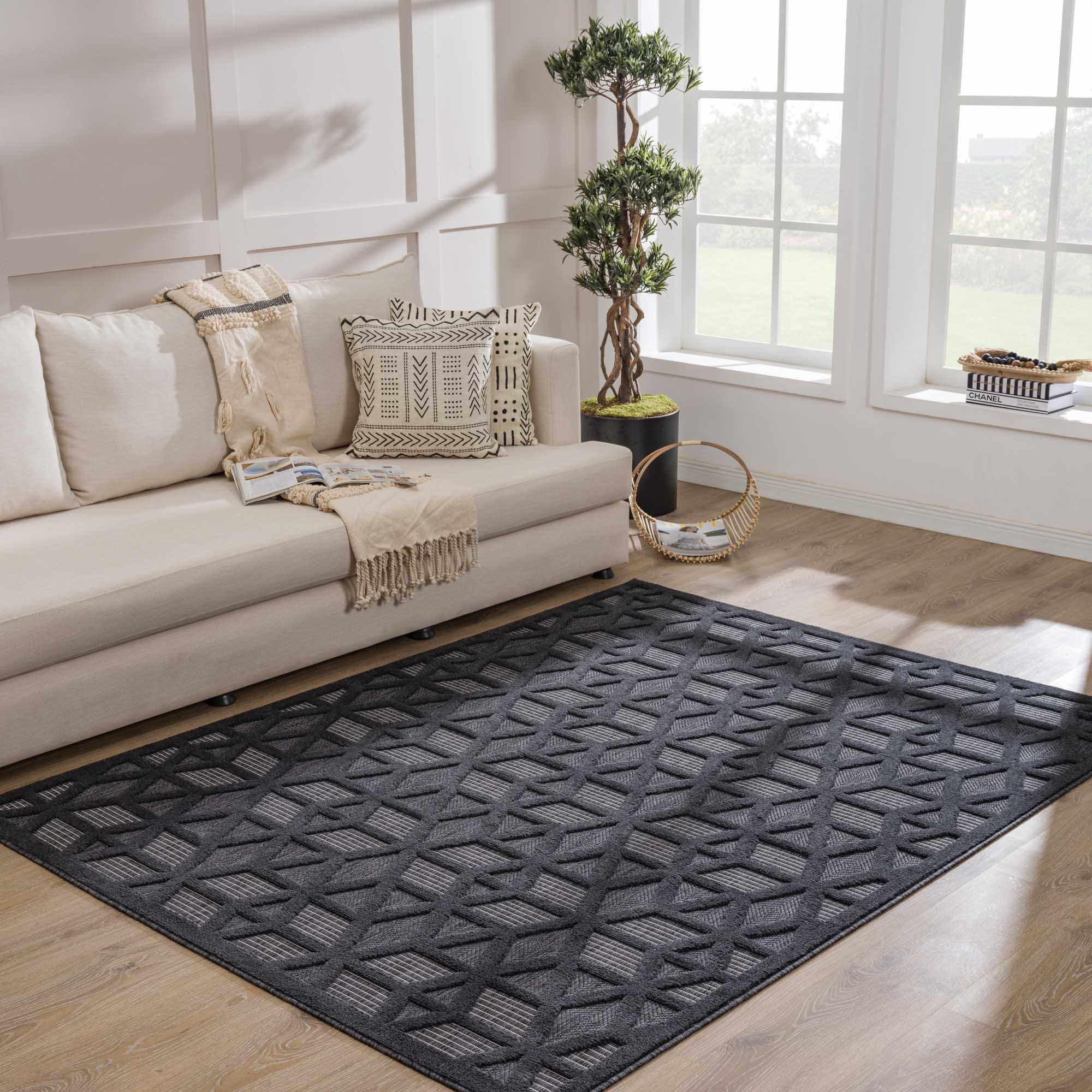 BoutiqueRugs Nuri Contemporary Area Rug - Outdoor Safe - Black - 6'7" x 9'