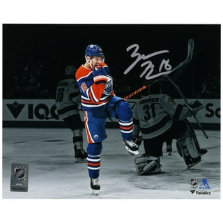 Framed Zach Hyman Edmonton Oilers Autographed 2022-23 Reverse