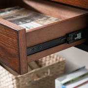 طاولة وحدة تحكم Leick Home Ironcraft ذات درجين بلمسة نهائية من خشب البلوط