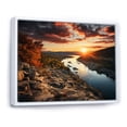 thumbnail image 2 of Designart "Connecticut horizon III" Landscapes Floater Framed Canvas Print, 2 of 7