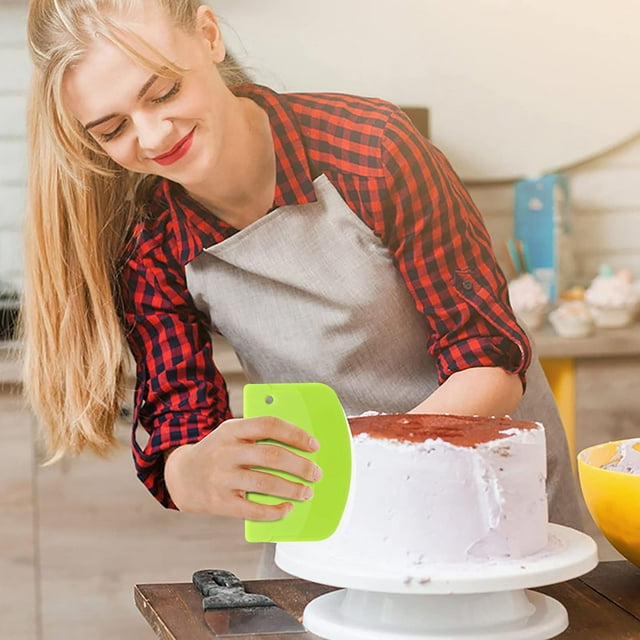 Dvkptbk Drawing Template Plastic Scraper Cake Cream Scraper Flour Dough Cutter Intestinal Powder Scraper Kitchen Tool Semi-Circular D-Shape Kitchen Essentials