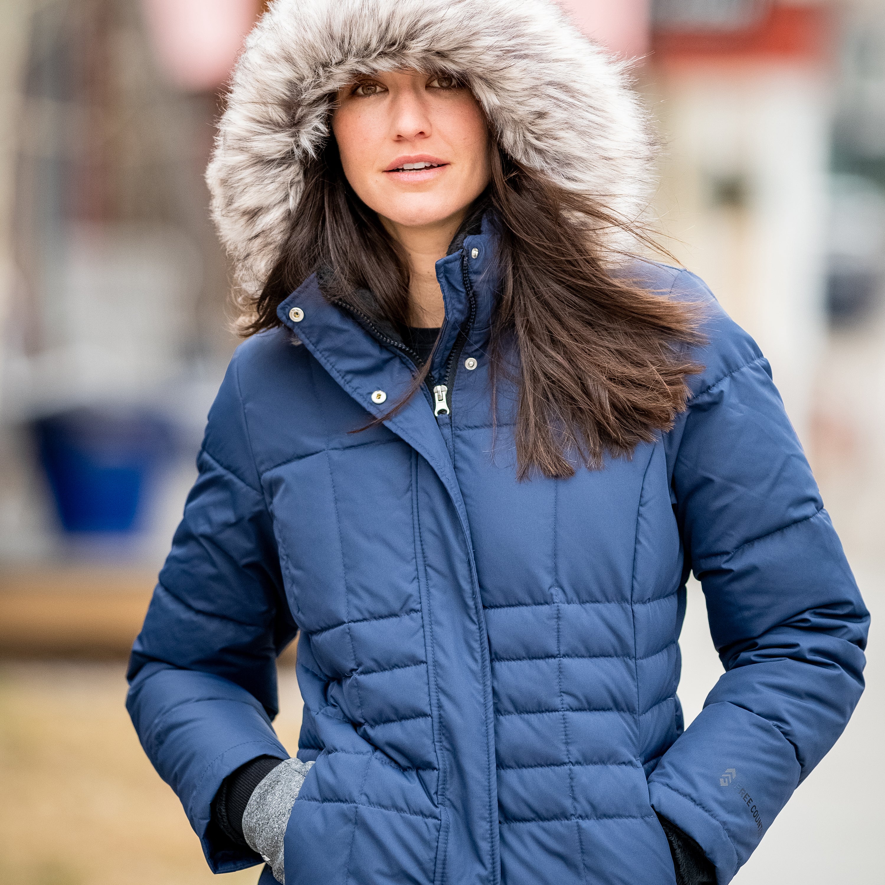 Free country hooded water resistant heavyweight puffer jacket hotsell