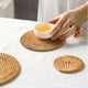 thumbnail image 3 of Fiudx Juego de Manteles Individuales de Ratán, Tejido a Mano, Resistente Al Calor, Antideslizante, Resistente, Elegante Protector de Mesa, Ideal para Comedores y Casas de Familia, Varios Tamaños, Aca, 3 of 5