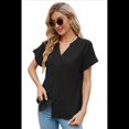 thumbnail image 1 of Camisetas de Mujer con Cuello en V y Botones, Corta, Corte Holgado, Informales, de Verano, Negras, Talla M, 1 of 9