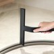 thumbnail image 4 of Escobilla de ducha Dancemoon JustHang para puertas de cristal de 25 cm, color negro, 4 of 8