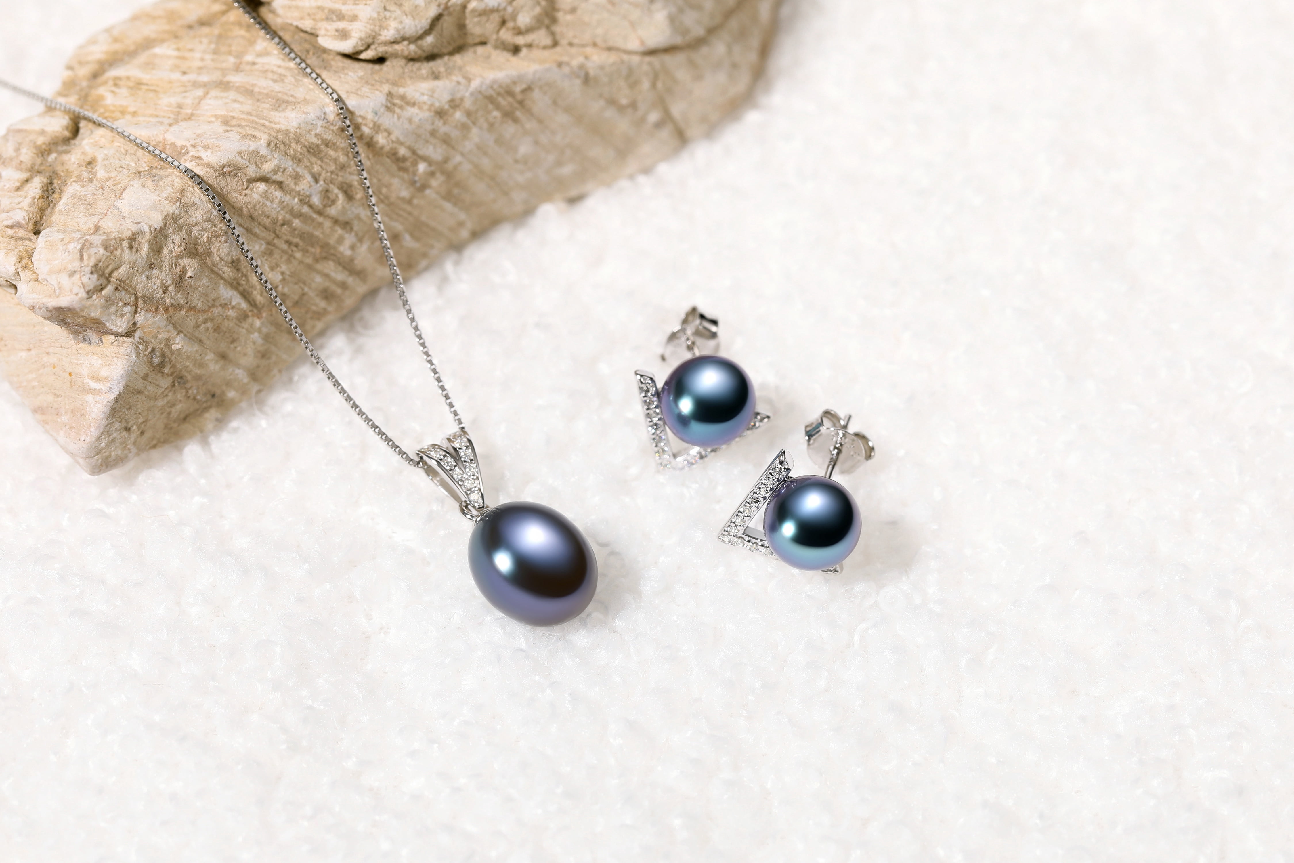Yami Black  Teardrop Pearl Necklace and Earrings Set Saltwater Cultured Pearls in 925 Sterling Silver Jewelry Gift Set for Her