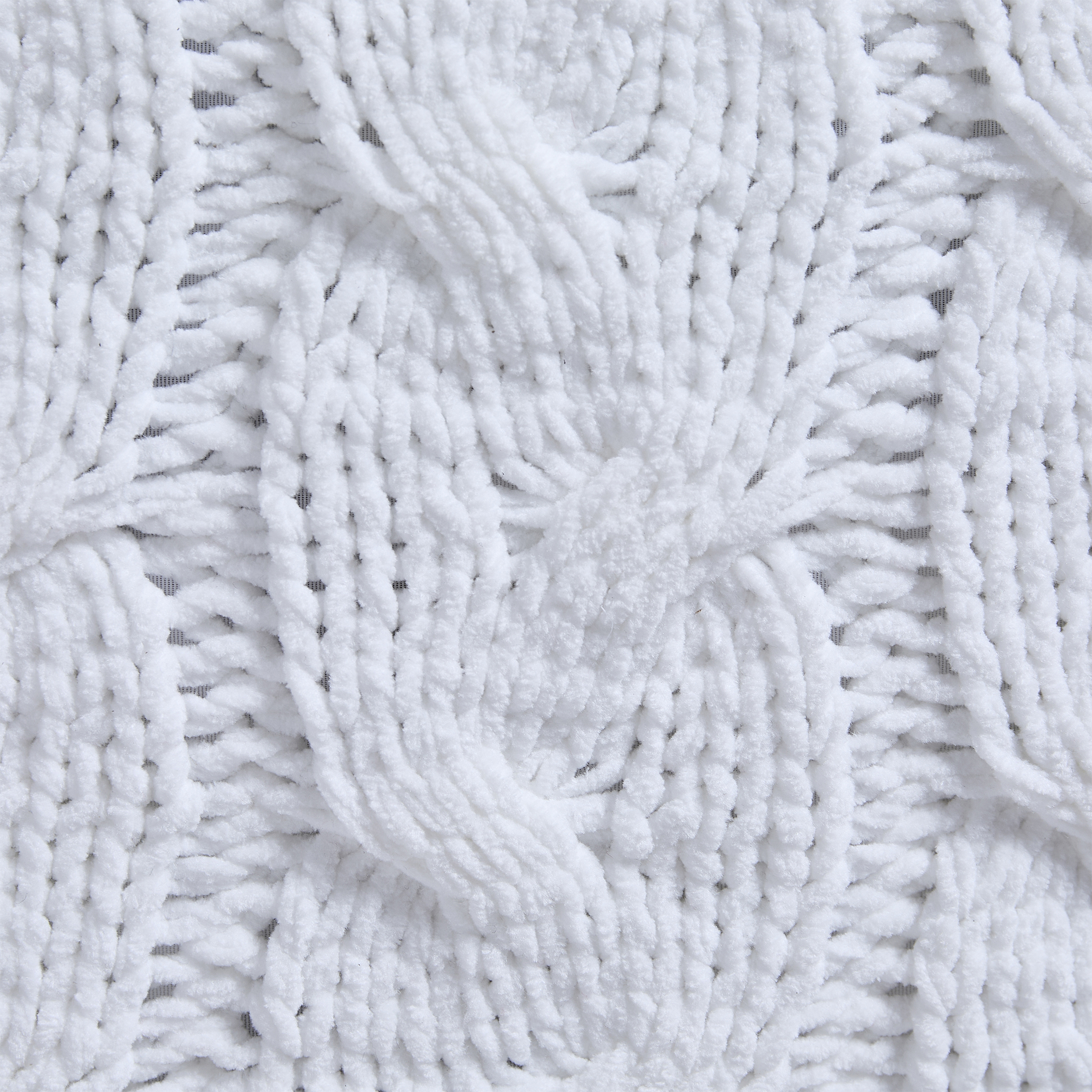 My Texas House Monte 20 in x 20 in Bright White Chenille Cable Knit Decorative Pillow