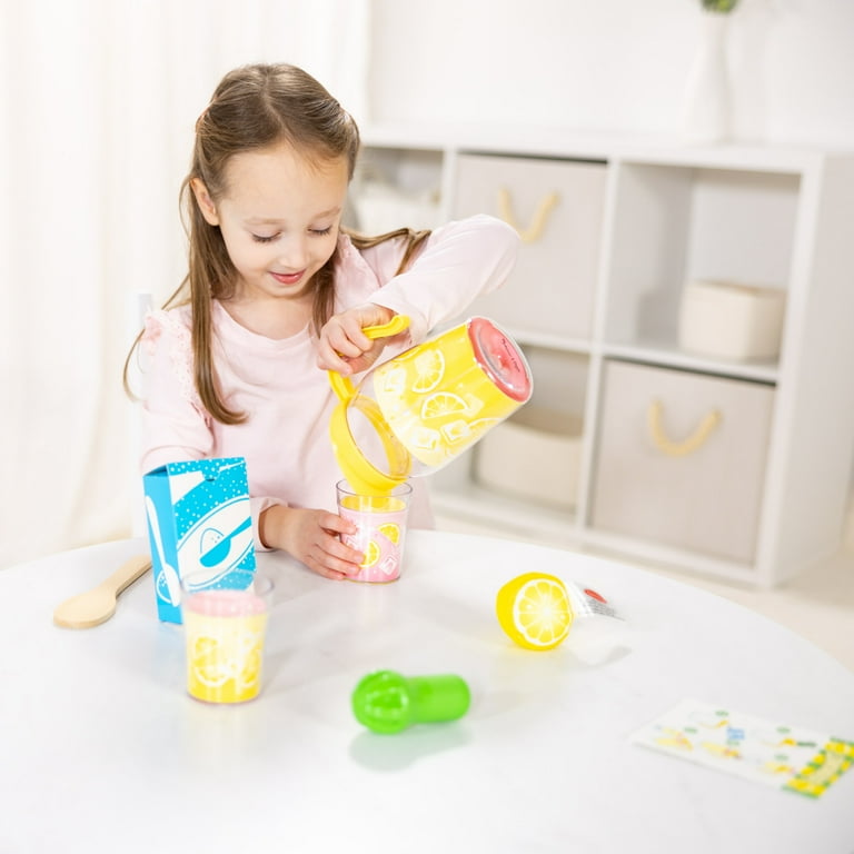 Melissa & Doug Lemonade Pretend Play Food and Drink Toy for