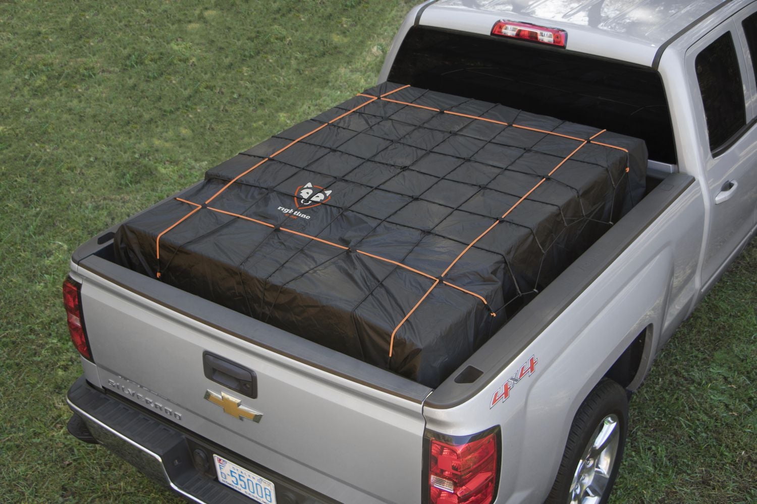Rightline Gear Truck Bed Cargo Net with Built-In Tarp