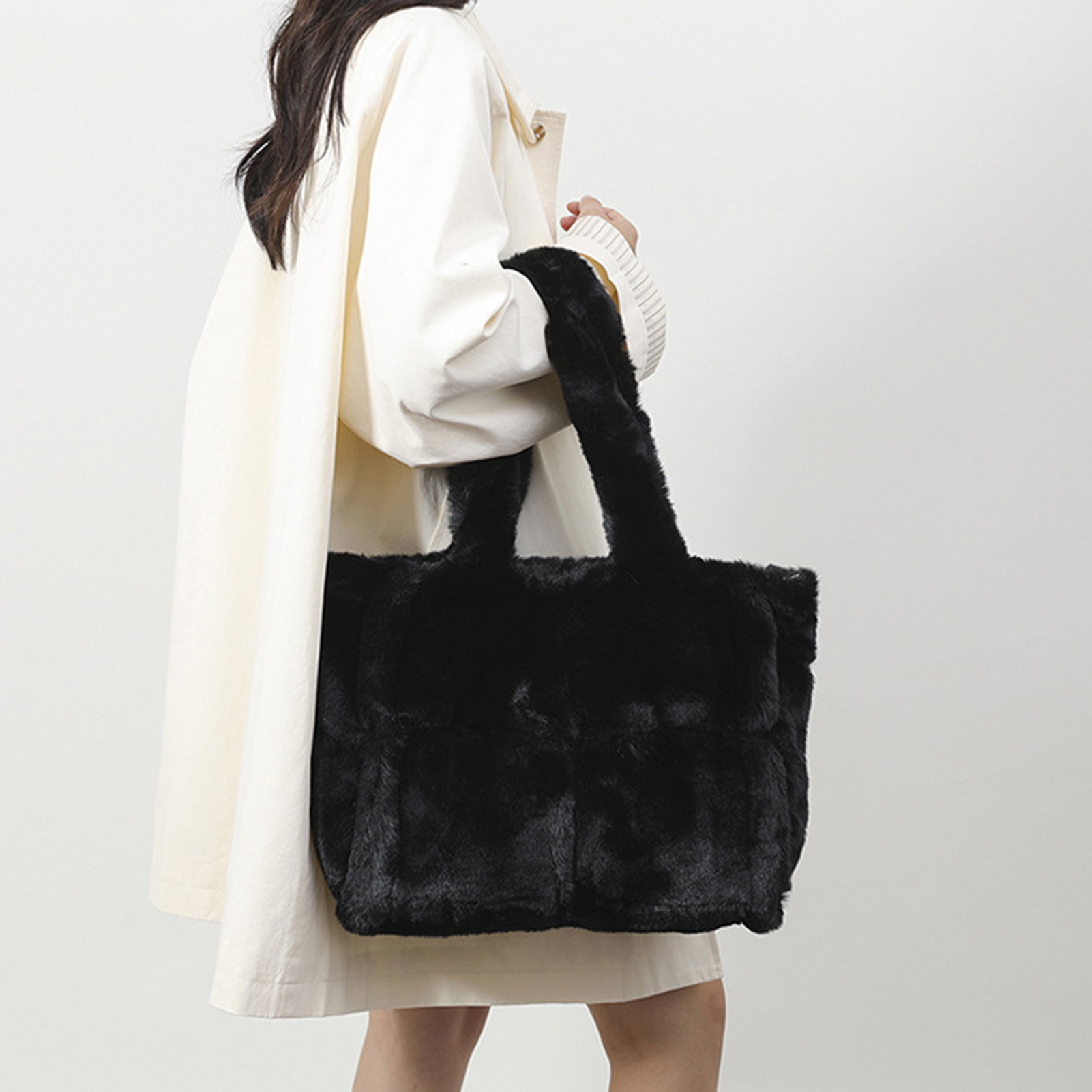 KGJQ Fluffy Tote Bag, Large Fur Purses for Women Winter Fuzzy Totes Plush Shoulder Handbag