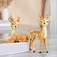thumbnail image 1 of Un par de adornos navideños de ciervos Sika, ideales para decorar el hogar en Navidad. Adorno de resina con forma de reno., 1 of 6