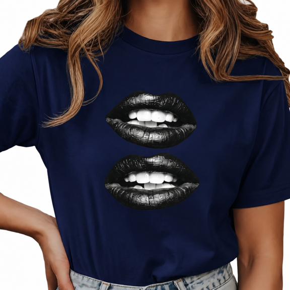 Giffimy Women's Navy Blue Double Lips Graphic Short Sleeve T-Shirt Oversized Fit Top