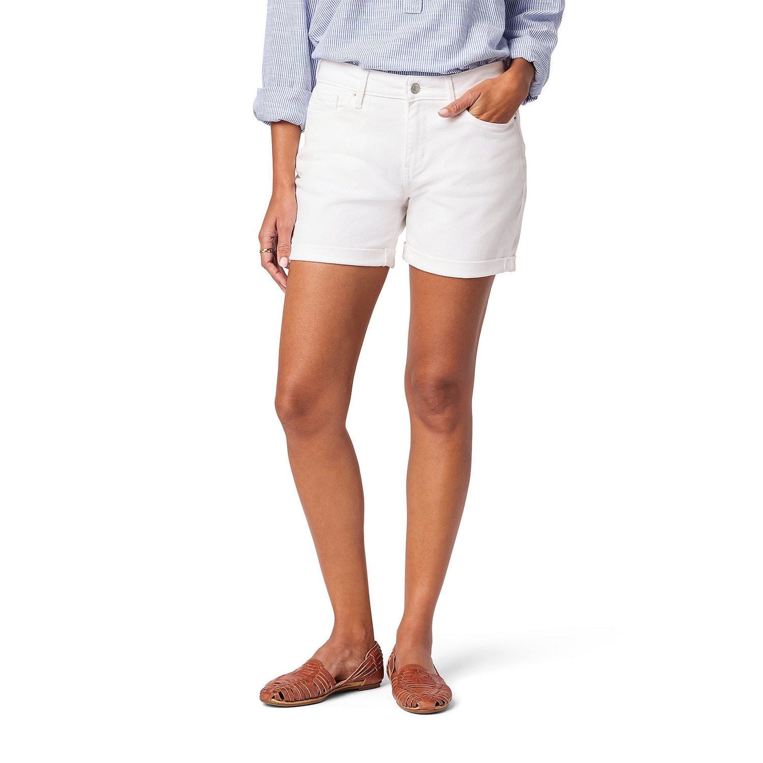 Levi Strauss Signature™ Women's Mid Rise 5"Shorts (Online only)