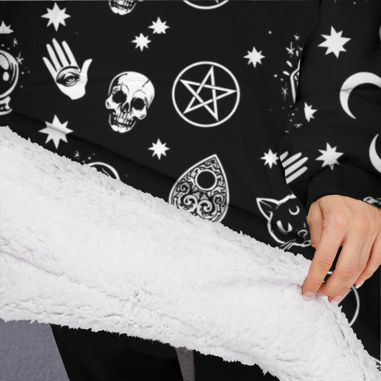 Oversized Wearable Blanket Hoodie,Black Gothic Skull Star Pattern Sherpa Blanket Hoodie with Super Pockets,Super Warm Fuzzy Pullover for Women & Men