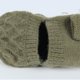 thumbnail image 4 of Guantes de invierno de punto de medio dedo unisex de color sólido con tapa y dedos cálidos para mujer, manoplas de poliéster, 4 of 5