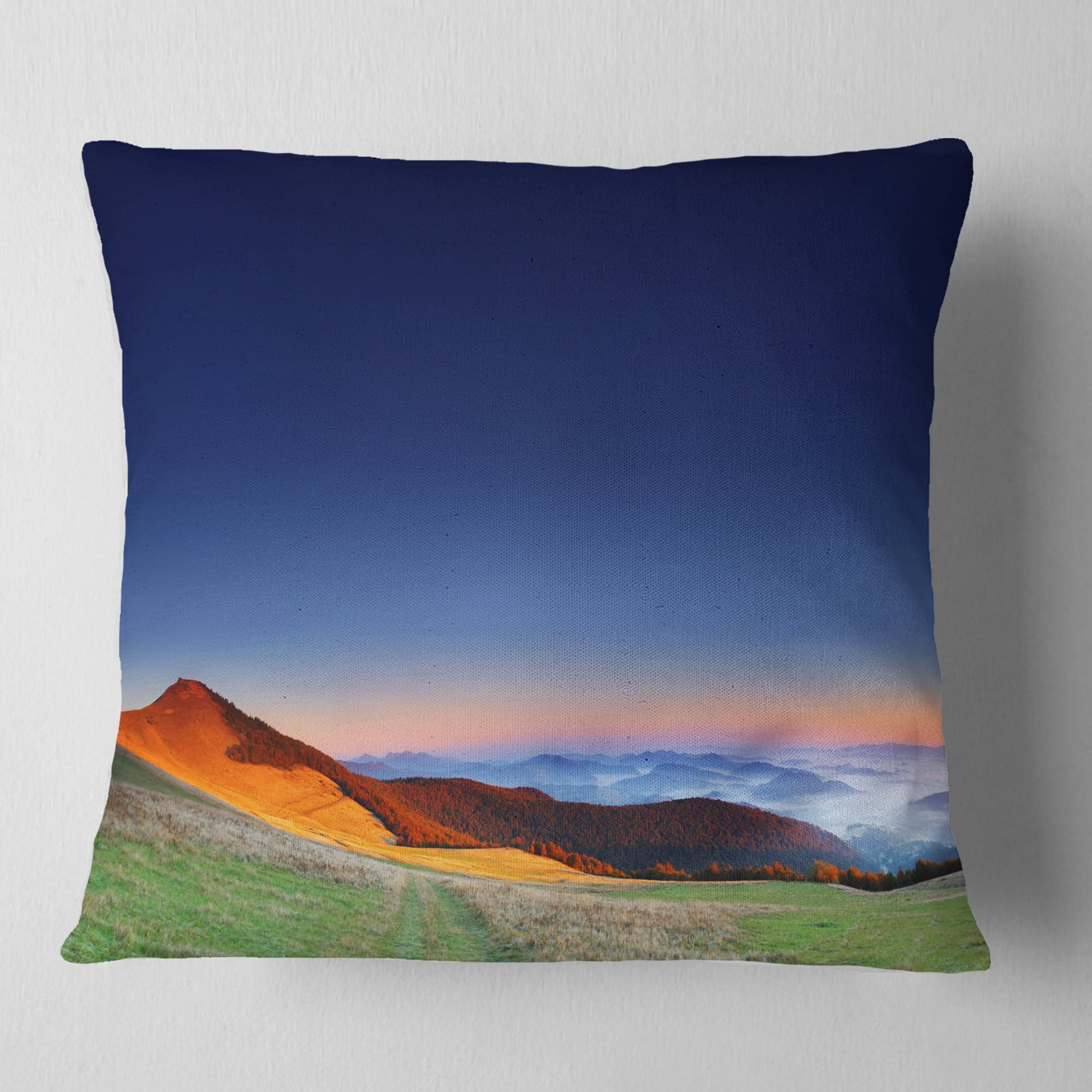 Designart Majestic and Colorful Sunrise - Landscape Photo Throw Pillow - 16x16