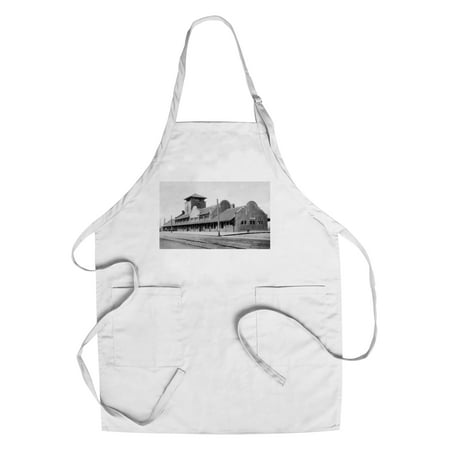 Great Northern Depot - Great Northern Railroad Train Depot in Everett, WA Photograph (Cotton/Polyester Chef's Apron)