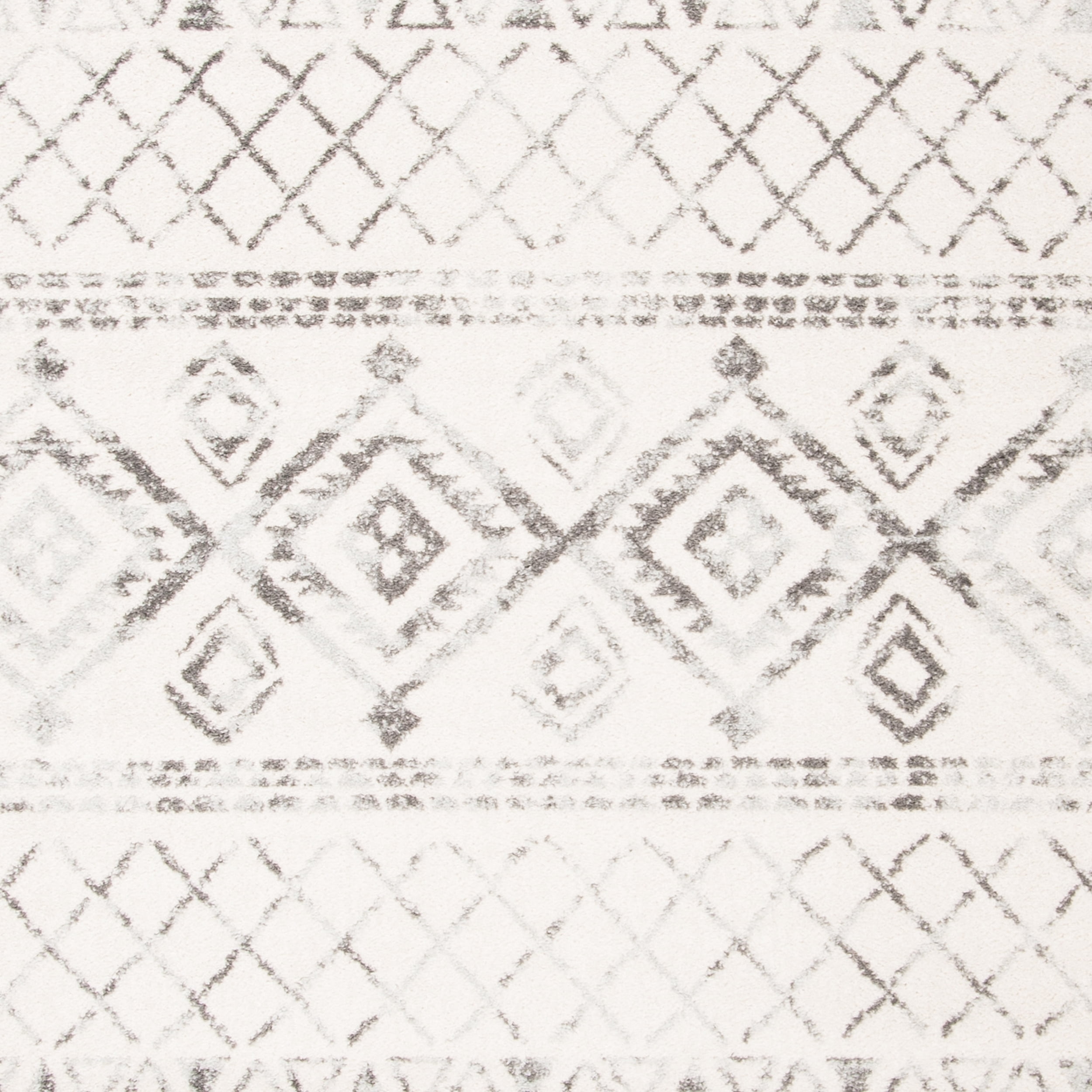 SAFAVIEH Tulum Ronald Distressed Area Rug, Ivory/Grey, 8' x 10'