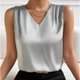 thumbnail image 2 of Top sin mangas de satén con cuello en V para mujer, para el verano, blusa informal transpirable de poliéster de color liso, 2 of 6