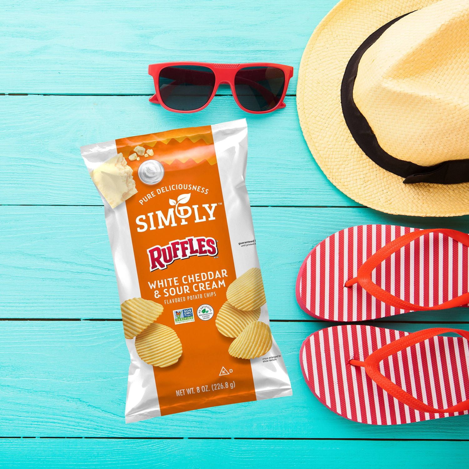 Ruffles Simply Potato Chips White Cheddar & Sour Cream Snack Chips, 2.25 oz Bag