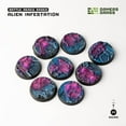 thumbnail image 2 of Gamers Grass Bases d'Infestation Extraterrestres - Rondes 32mm (x8), 2 of 3