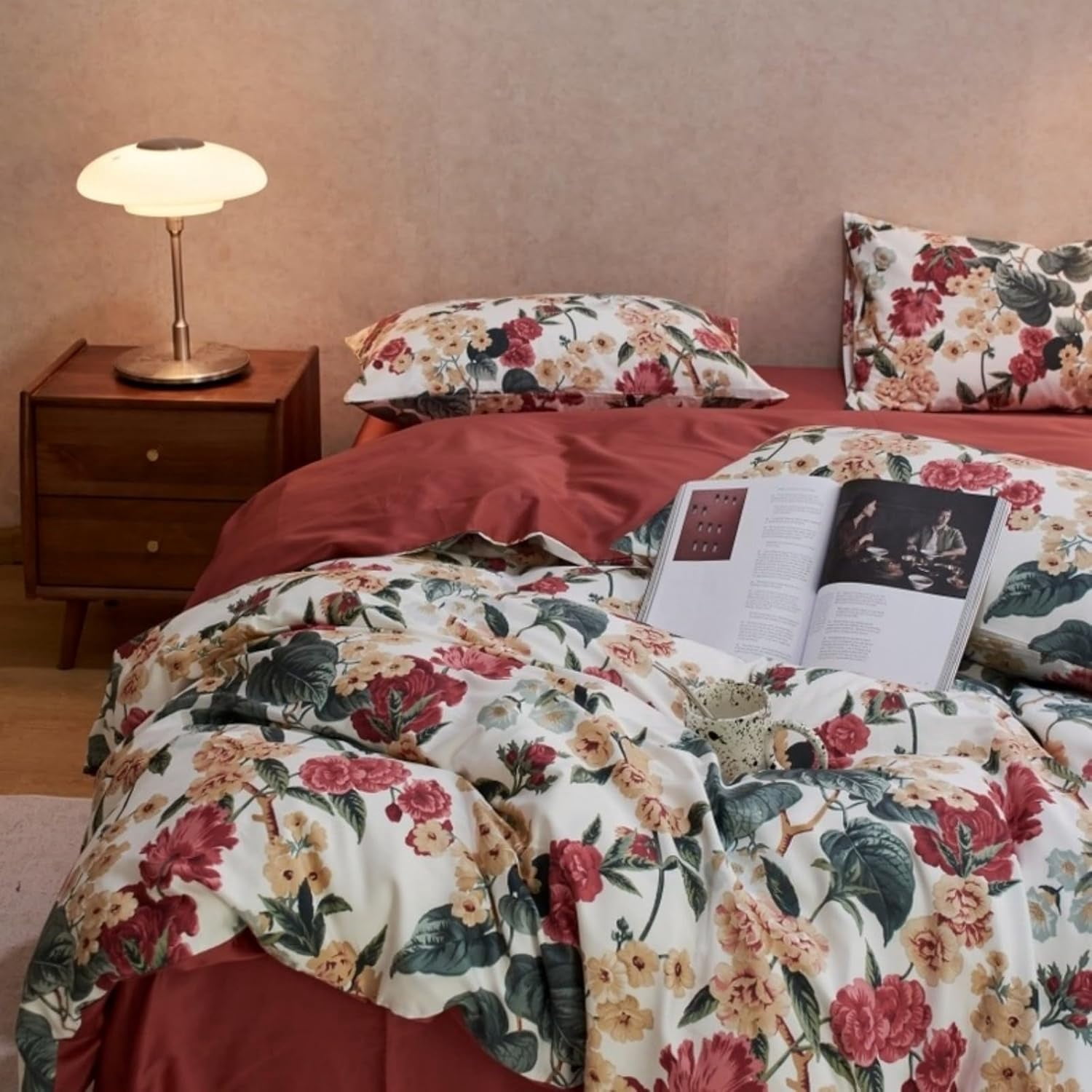 NAYOROOM Duvet Cover Set Queen, 3 Piece Romantic Red Floral Breathable Reversible Soft Duvet Cover Set for Adults