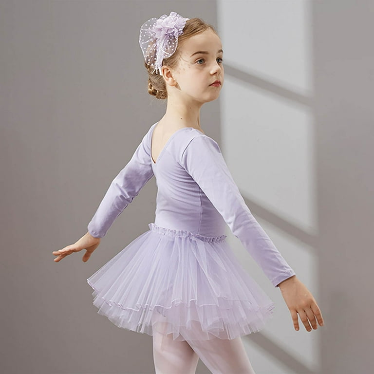 private design collection wedding dress Size 18 600531 Ivory Gown Color:Lavender Fantasy With a front slit 07.10.2024 Ladies' Elbow Sleeve Dress