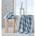thumbnail image 3 of Toallas de baño Nautica Oak Lake Blue de 6 piezas muy absorbentes, 3 of 6