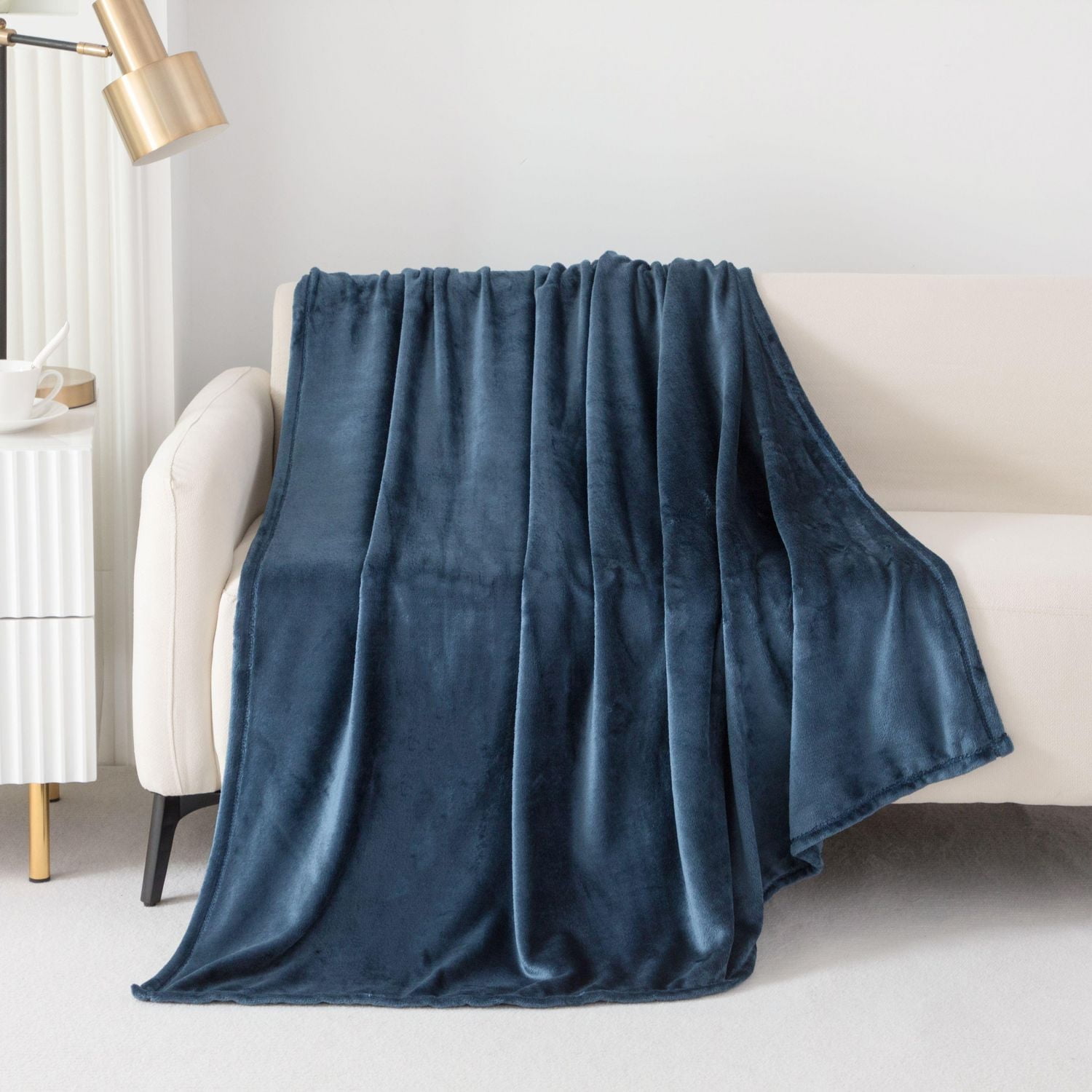 Mainstays Plush Throw Blanket Navy - Walmart.ca