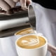 thumbnail image 5 of Jarra de leche de acero inoxidable de 2 piezas para café Barista Jarra de acero inoxidable de 350 ml y 600 ml con 2 marcas de medida y bolígrafo para arte con leche para hacer capuchino y espresso, 5 of 7
