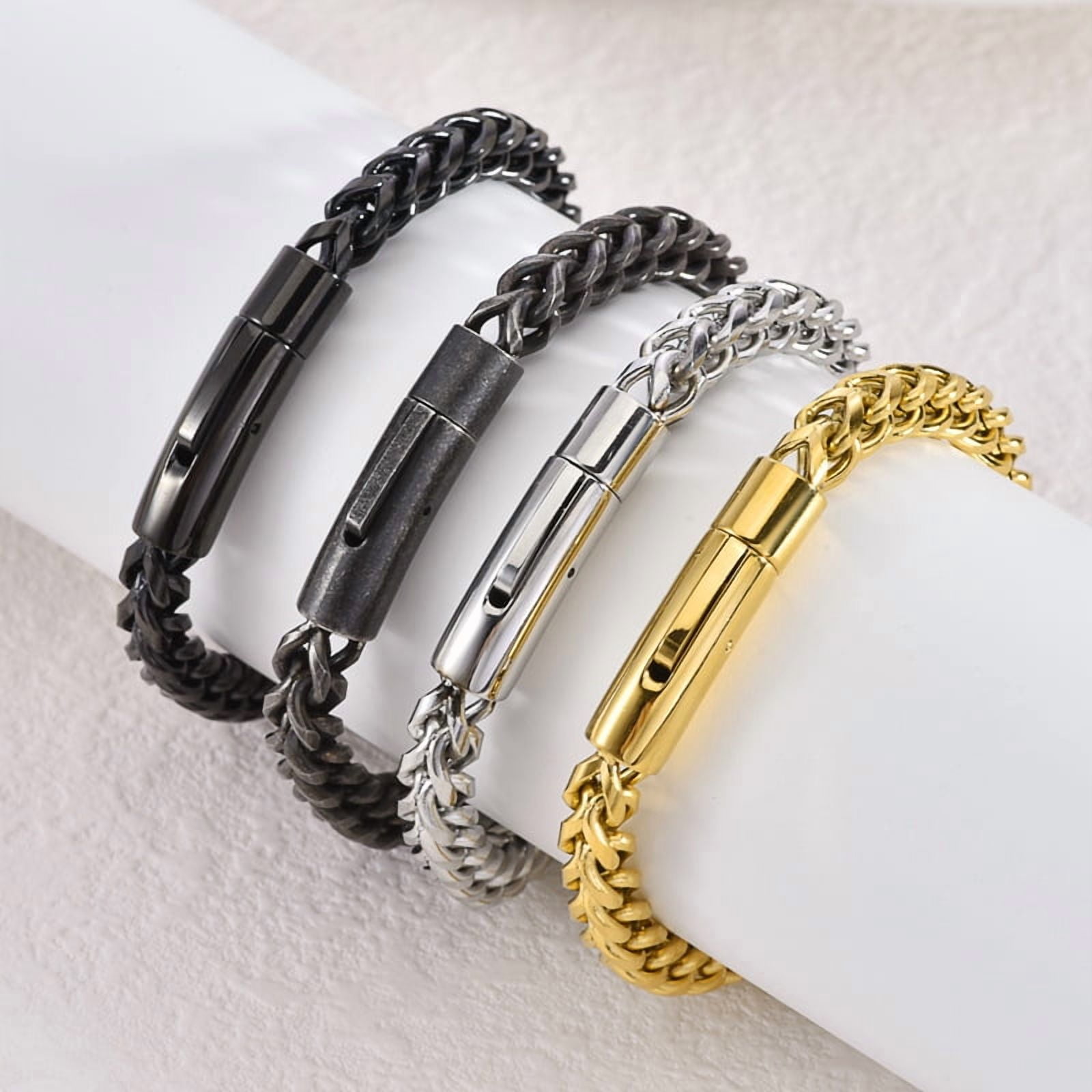 Leander Men's Stainless Steel Cuban Link Bracelet, 6mm Width, Black/18K Gold Plated, Ideal for Men.