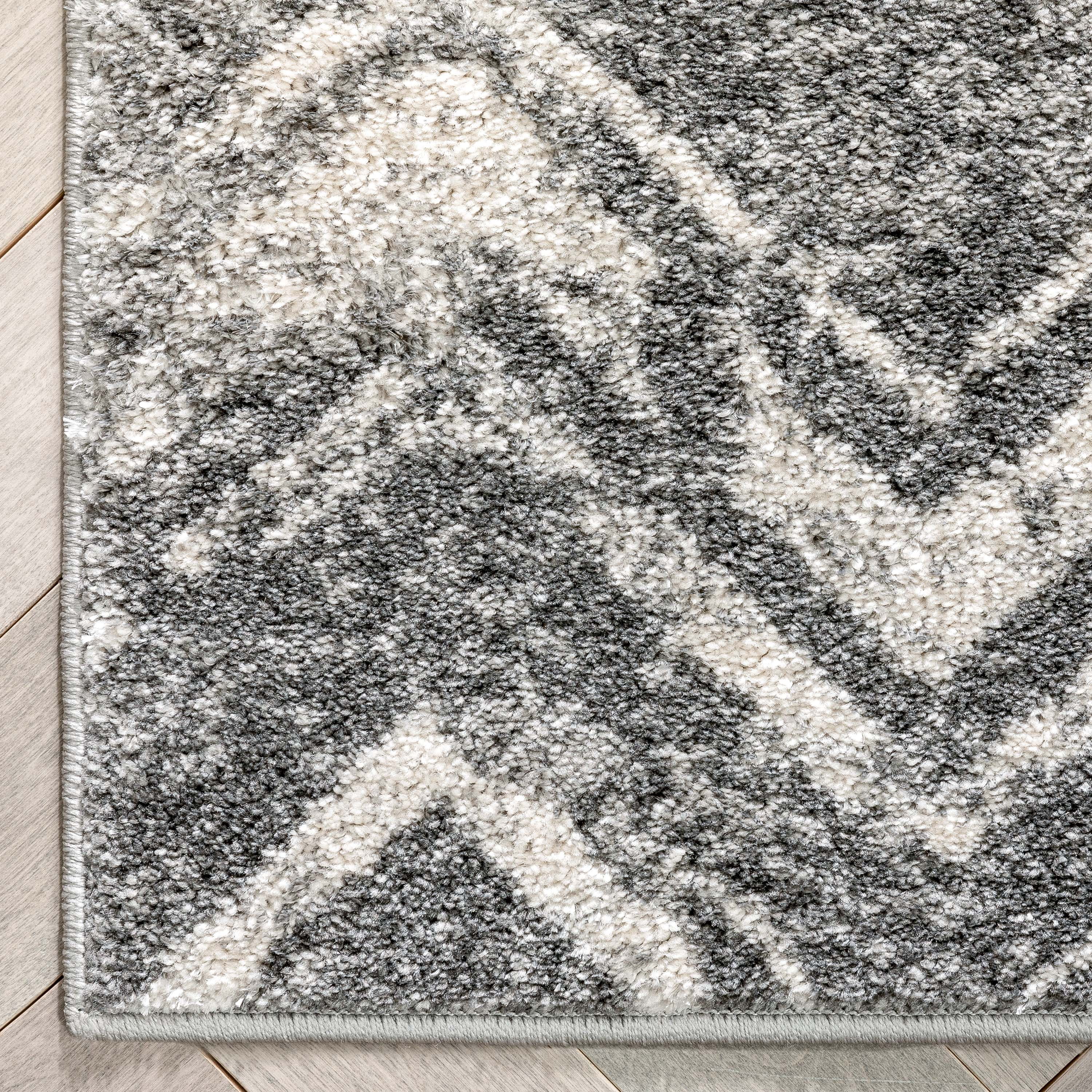 Well Woven Lisbon Julie Distressed Chevron Stripes Grey 7'10" x 9'10" Area Rug