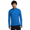 thumbnail image 1 of Sudadera con cierre de 1/4 Nexus de OGIO® ENDURANCE. OE335 Resistencia OGIO OE335, 1 of 1