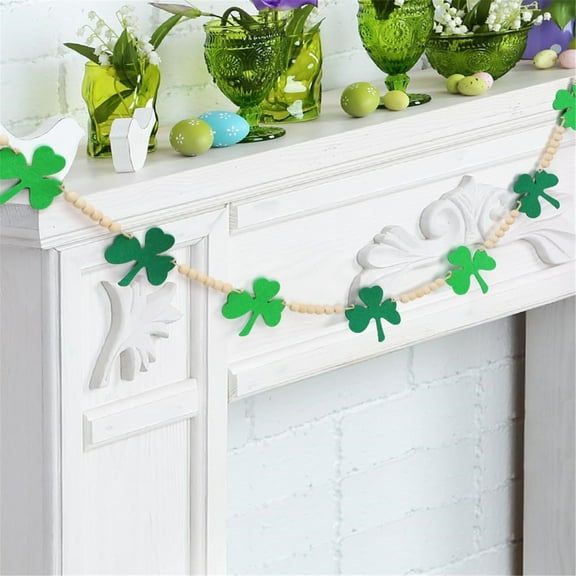 TETOU 5.9ft St. Patrick Day Garland Felt Shamrock Banner with Wooden Beads Fireplace Wall Shelf Home Decor