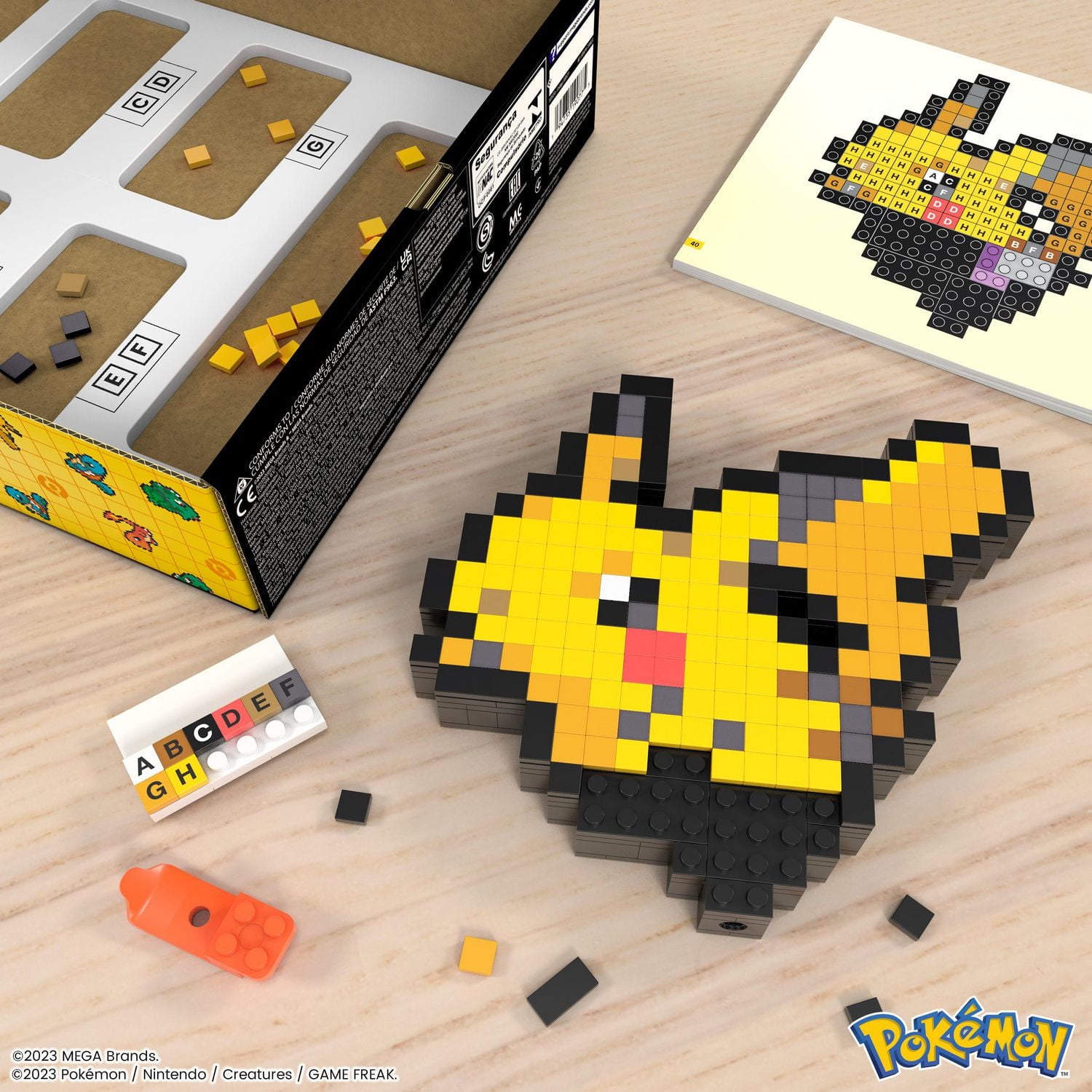 MEGA Pokémon Pikachu Building Toy Kit (400 Pieces) Retro Set, MEGA