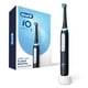 thumbnail image 1 of Cepillo de dientes eléctrico Oral-B iO3 (1) con (1) cabezal de cepillo Ultimate Clean y (1) cargador, 1 of 5