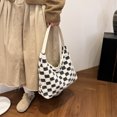 thumbnail image 3 of Bolso Mullido Hombro Piel Sintética Transporte Peludo Suave para Mujer Rojo, 3 of 9