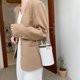thumbnail image 1 of Bolsa Patrón de piedra Cilindro PU Cuero Mujer Hombro Bolsas de mensajero (Blanco) JShteea Para Estrenar, 1 of 9