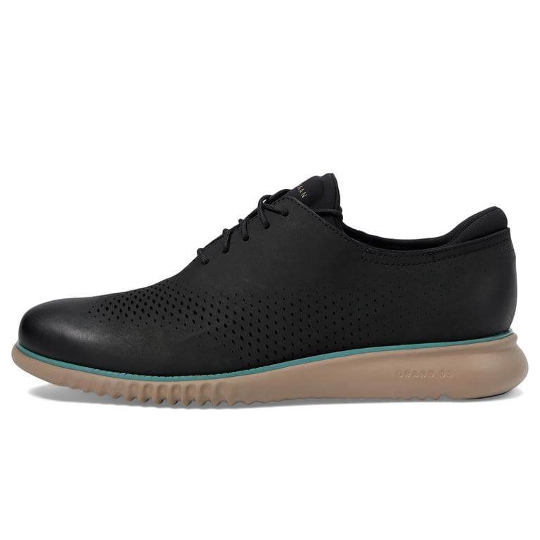 Cole Haan Men display picture 1