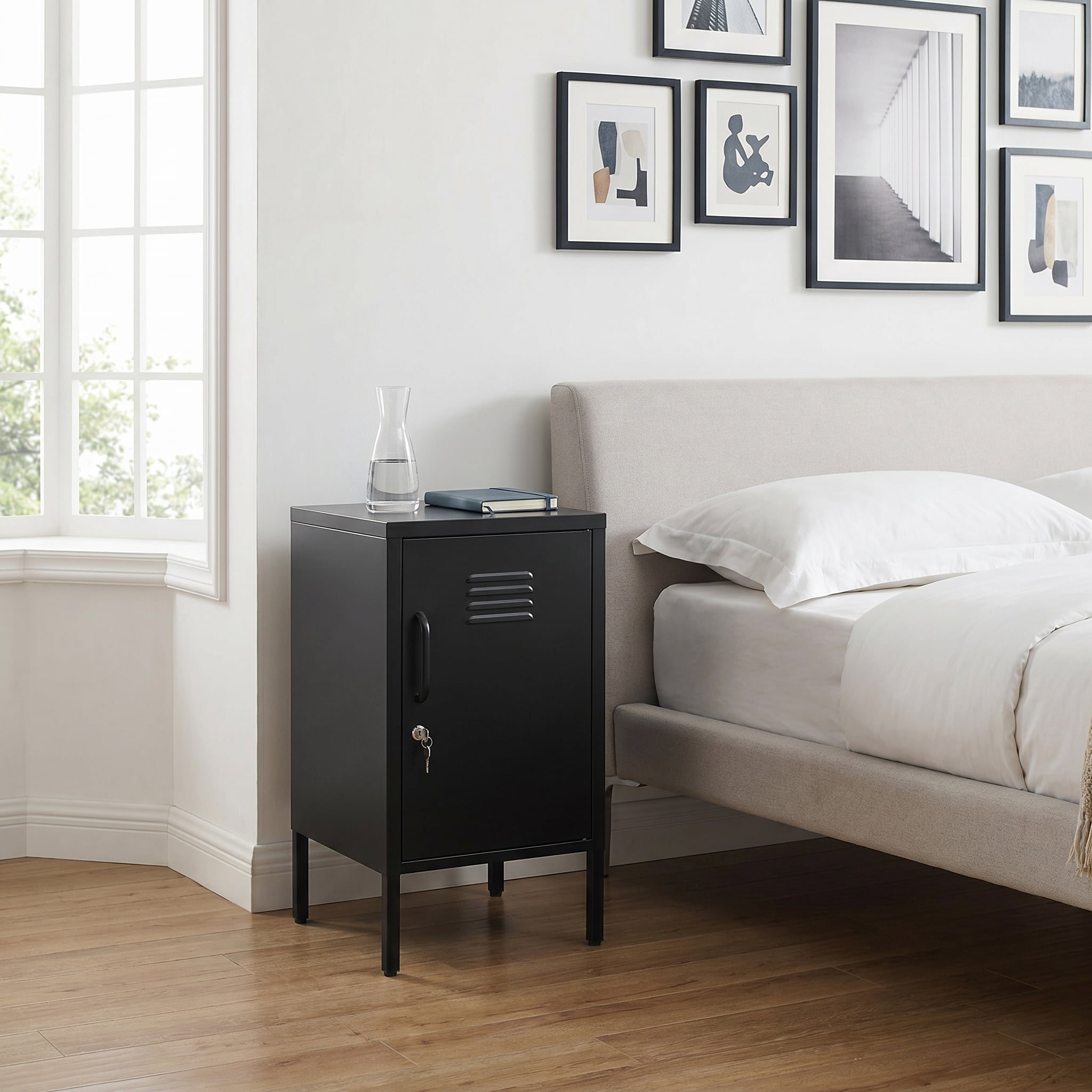 Leumius Small Metal Nightstand with Adjustable Shelf & Lockable Door,Modern Bedside Table End Table Side Cabinet for Bedroom,Living Room,Black