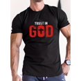 thumbnail image 1 of Comodidad diaria] Camiseta de manga corta "Confía en Dios" para hombre - Cuello redondo informal, algodón ligero, para todo el año, lavable a máquina - Camiseta gráfica en rojo y negro intenso para ad, 1 of 8