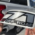 thumbnail image 5 of Gold Hook Z71 Calcomanías Todoterreno Para Chevy Silverado - F (2001-2006) Bed Side 1500 2500 Hd Premium Series (Acabado Metálico), 5 of 5