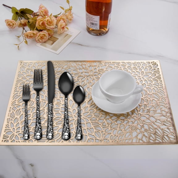 Skull Cutlery Set with Halloween Pattern - Stainless Steel Knife, Fork, Spoon Utensils, Gothic Design for Parties, Home Dining, and Gifts, Durable and Easy to Clean